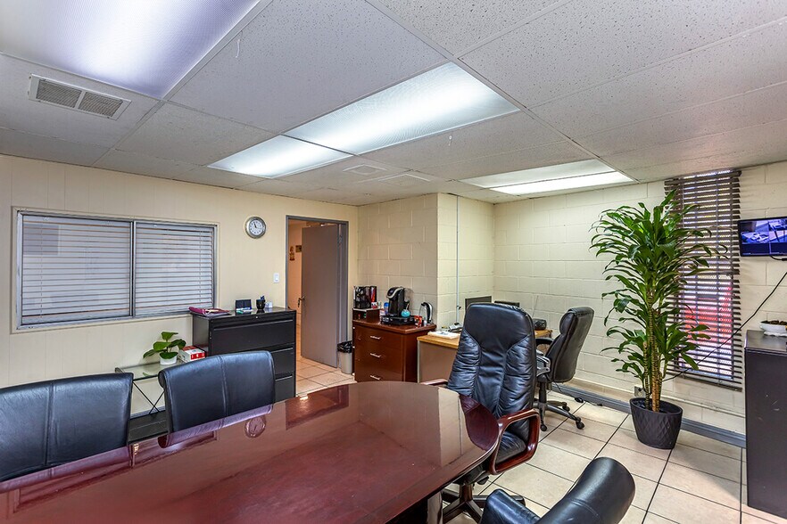 More Photos Of 12561-12563 Persing Dr, Whittier Showroom For Sale