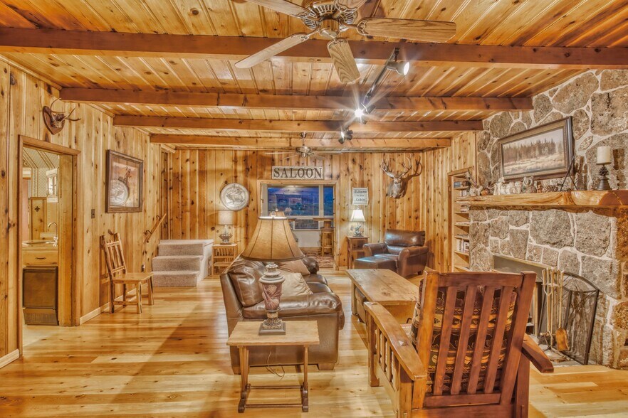 More Photos Of 140 Main St, Greer Specialty For Sale