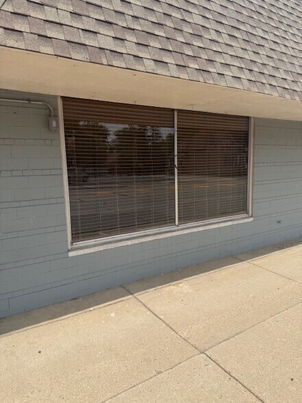 More Photos Of 618-630 W Wisconsin Ave, Appleton Bowling Alley For Sale
