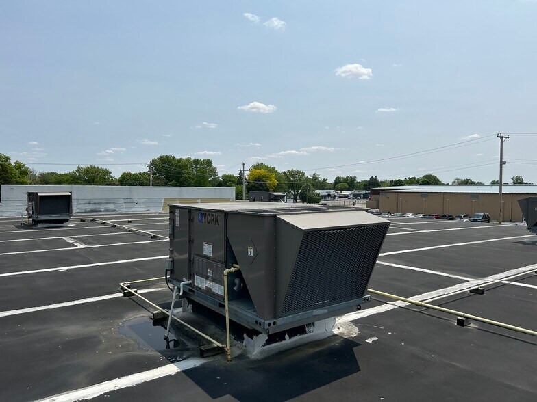 More Photos Of 540 N Warpole St, Upper Sandusky Freestanding For Sale