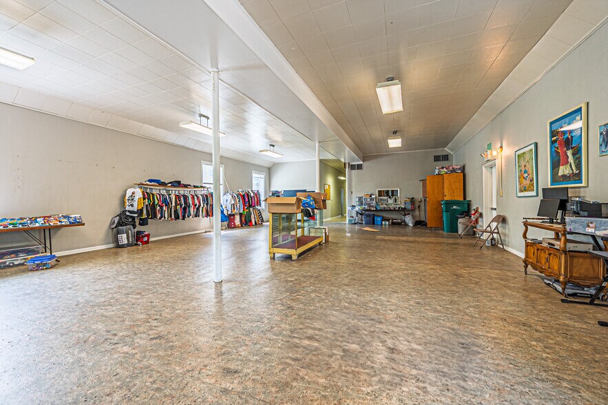 More Photos Of 82 Mill St, Mays Landing Restaurant For Sale