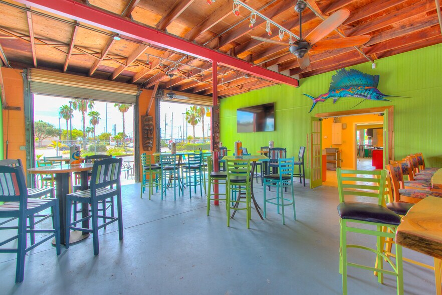 More Photos Of 301 S Belcher Rd, Clearwater Restaurant For Sale