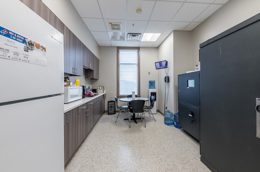 More Photos Of 7 Chaplin, Morgantown Bank For Sale