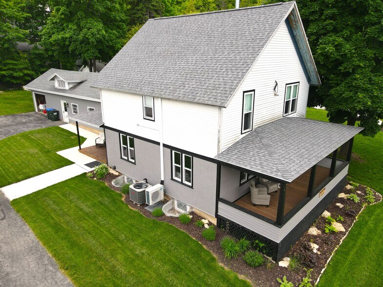 More Photos Of 2375 Maple Dr, Sister Bay Multifamily For Sale