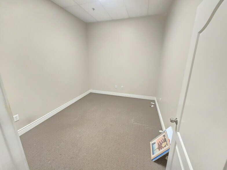 More Photos Of 8237 Rochester Ave, Rancho Cucamonga Medical For Lease