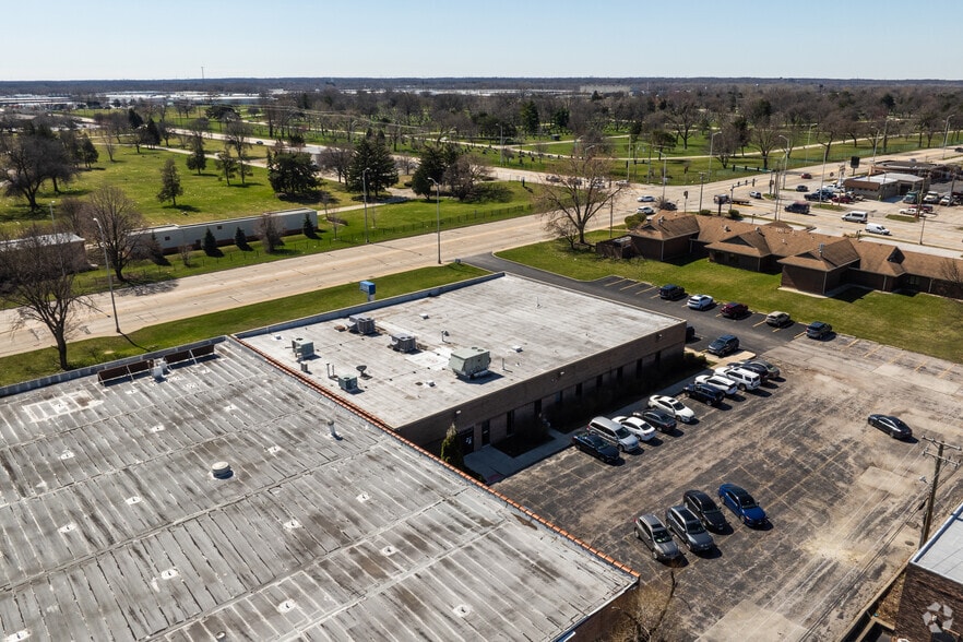 More Photos Of 5540 W 111th St, Oak Lawn Medical For Lease