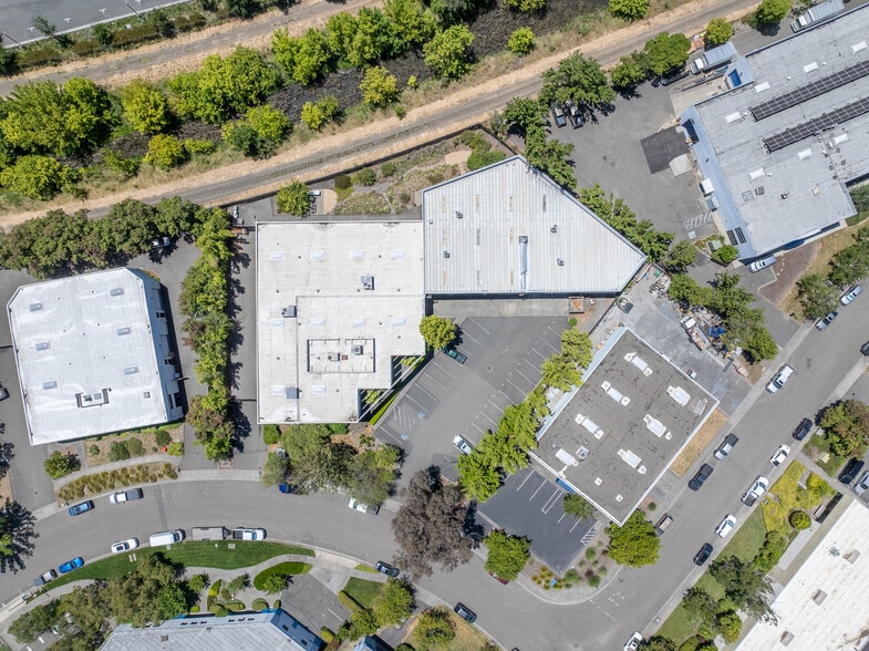 More Photos Of 481 Aaron St, Cotati Warehouse For Lease