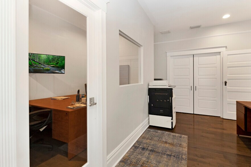 More Photos Of 326 S Hyde Park Ave, Tampa Office Residential For Sale