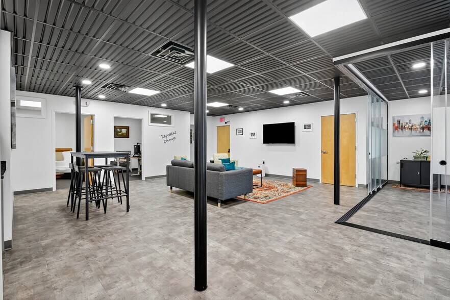 More Photos Of 363 New Britain Rd, Berlin Office For Sale