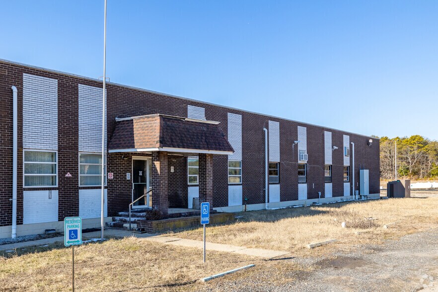 More Photos Of 20 Duffield Ave, Cedarville Warehouse For Sale