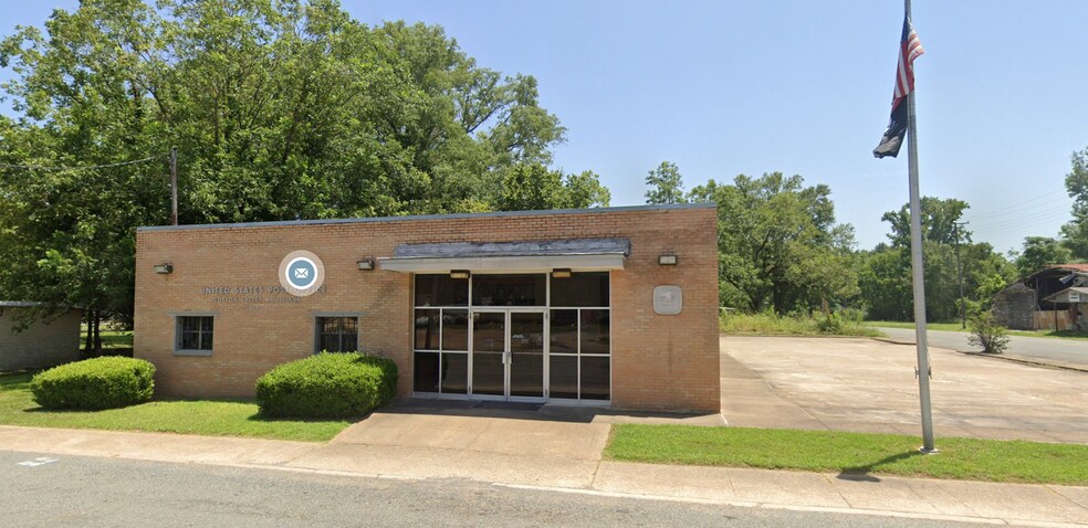 Primary Photo Of 439 Resident St, Cotton Valley Post Office For Sale
