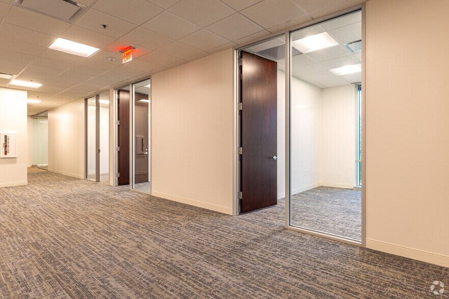 More Photos Of 2600 N Central Expy, Richardson Office For Lease