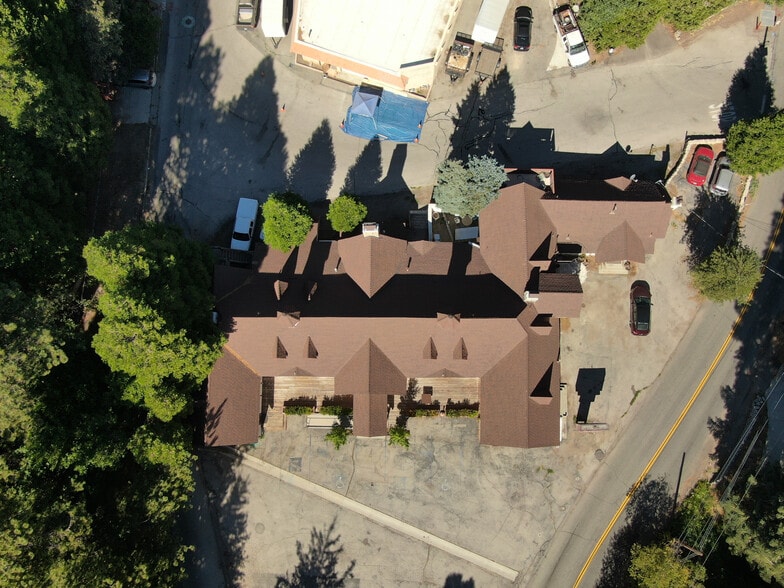 More Photos Of 800 Arrowhead Villa Rd, Lake Arrowhead Lodge Meeting Hall For Sale