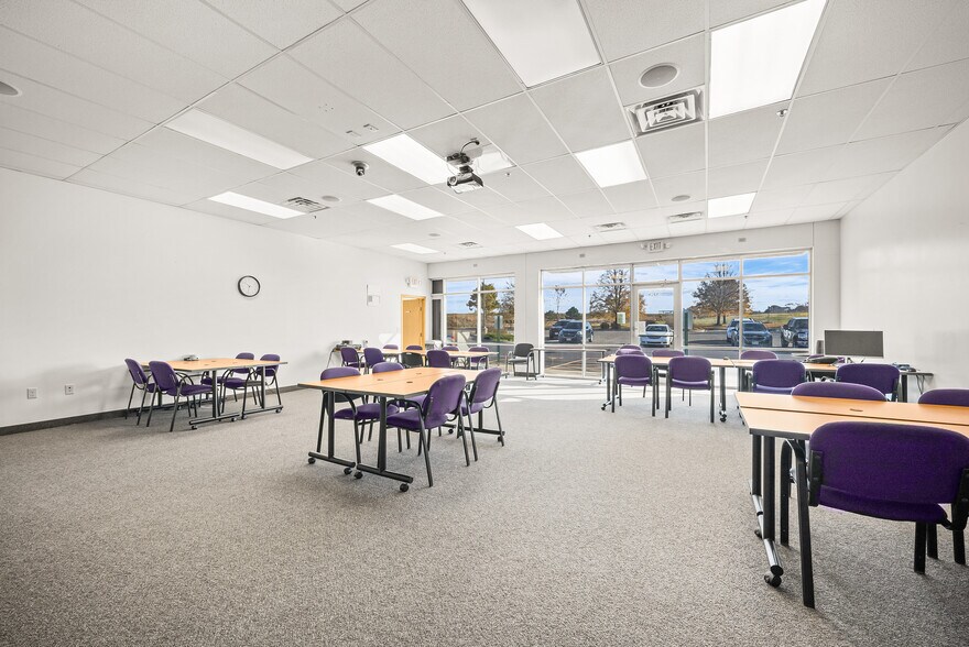 More Photos Of 2570 Gracie Dr, Baldwin Unknown For Lease