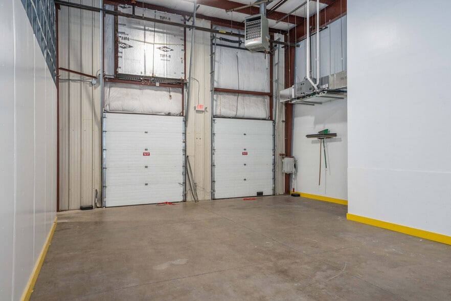 More Photos Of 299 Industrial Ln, Torrington Distribution For Lease