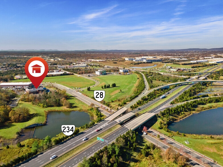 More Photos Of 10621 Gateway Blvd, Manassas Office For Lease