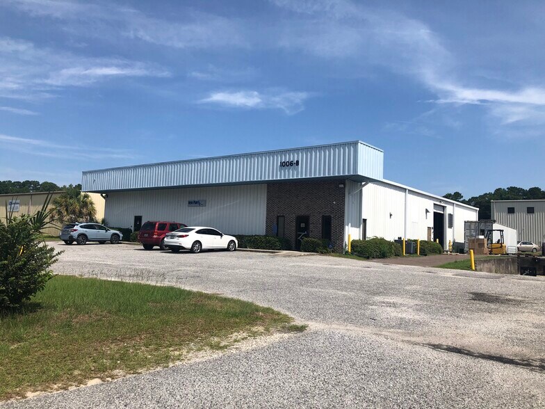 Primary Photo Of 1006 Bankton Cir, Hanahan Light Manufacturing For Lease