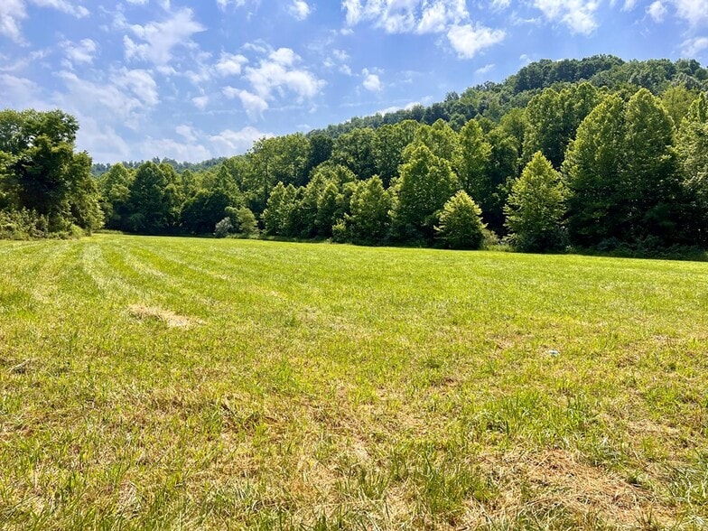More Photos Of 00 Bailey st, Salyersville Land For Sale