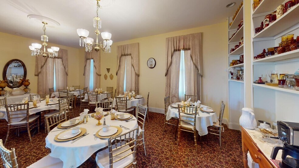 More Photos Of 195 State Route 151, Smithfield Hospitality For Sale