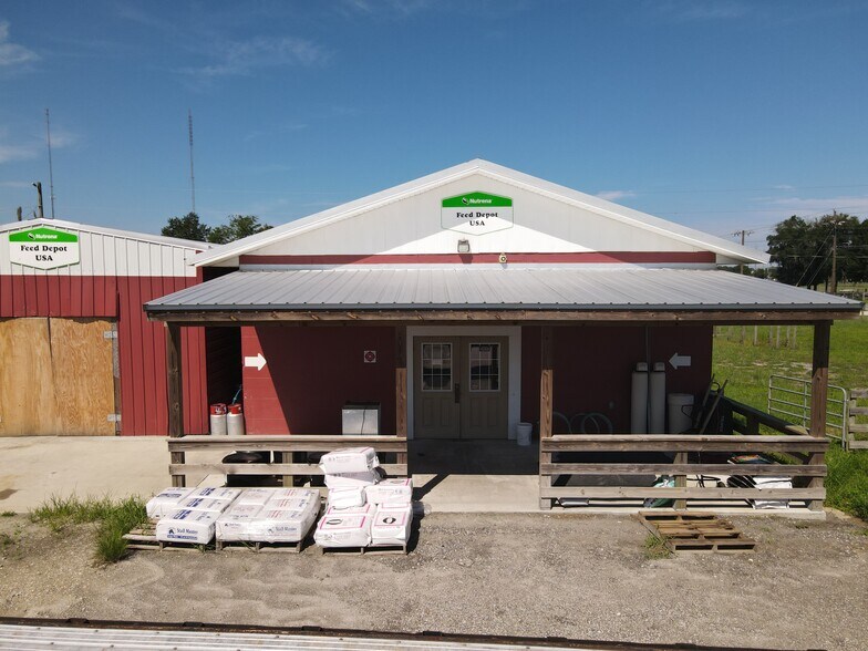 More Photos Of 4342 Knights Station Rd, Lakeland Warehouse For Sale