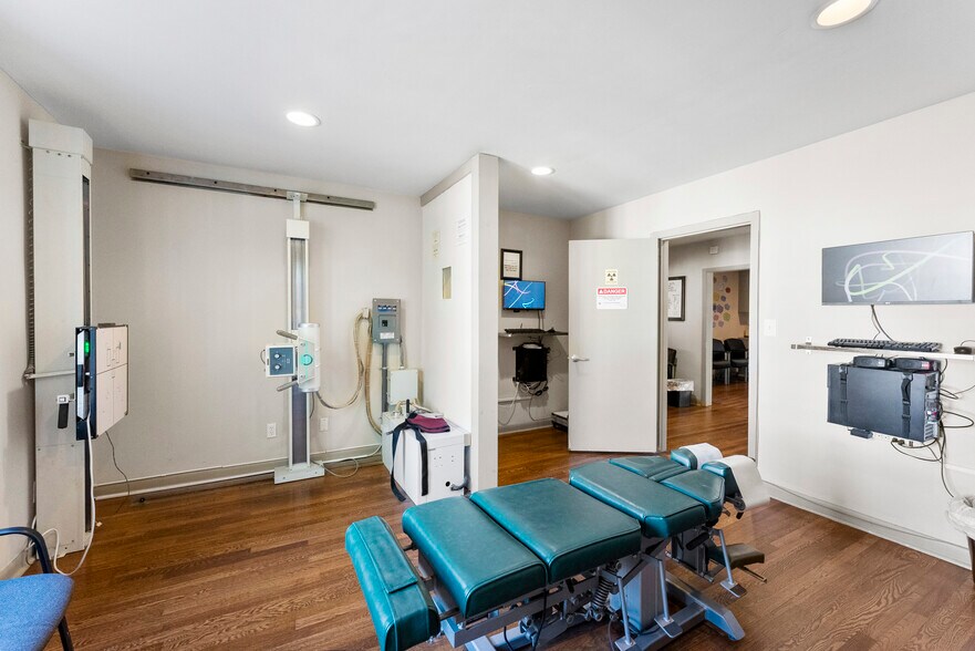 More Photos Of 616 Cox Rd, Gastonia Medical For Lease