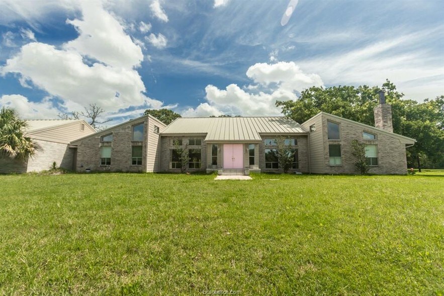 More Photos Of 993 Peach Creek Cut Off, College Station Office Residential For Sale