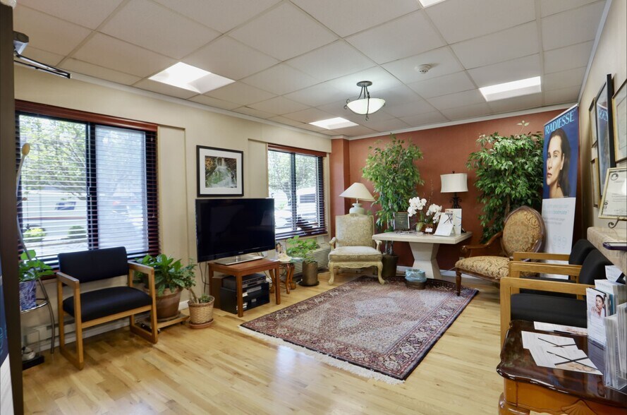 More Photos Of 1590 Anderson, Fort Lee Apartments For Lease