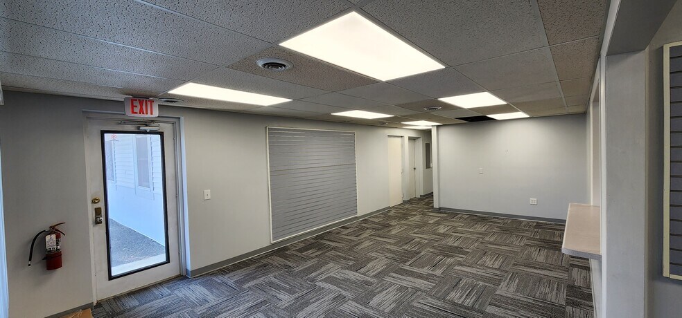 More Photos Of 424 Wentz St, Tiffin Storefront Retail Office For Lease