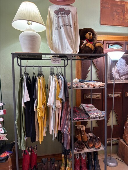 More Photos Of 145 E Main St, Sedan General Retail For Sale