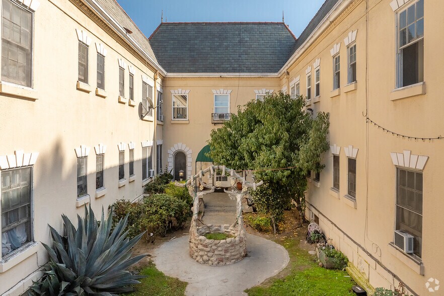 More Photos Of 100 N Kenmore Ave, Los Angeles Apartments For Sale