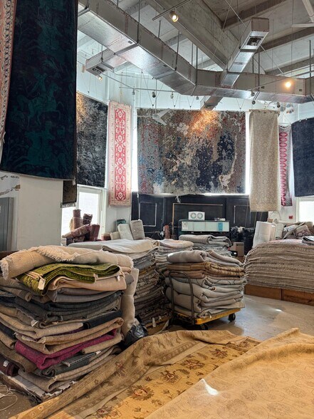 More Photos Of 2801 Biscayne Blvd, Miami Freestanding For Lease