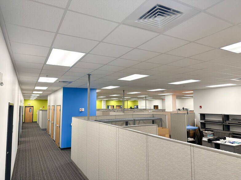 More Photos Of 3000 E Sawyer Rd, Springfield Manufacturing For Lease