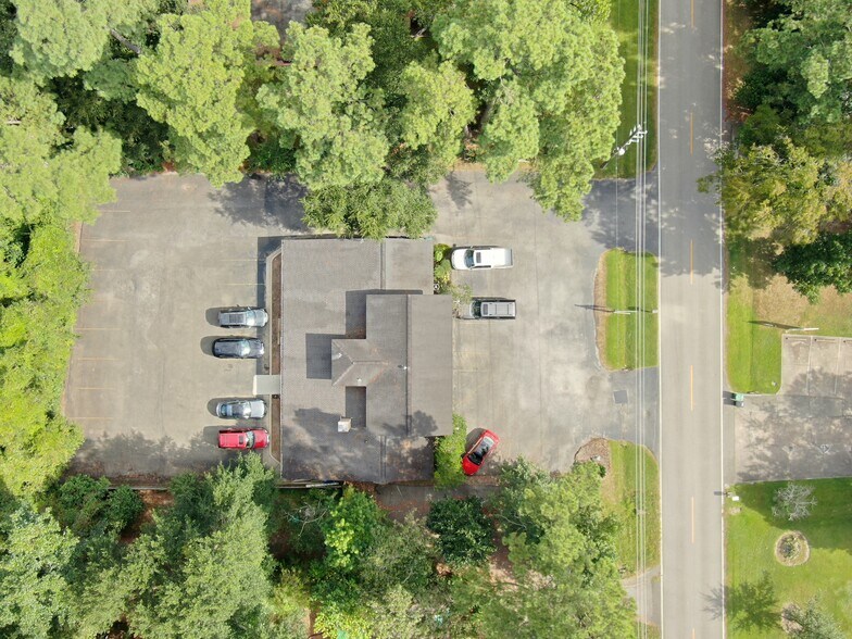 More Photos Of 26519 Oak Ridge Dr, Spring Storefront Retail Office For Sale