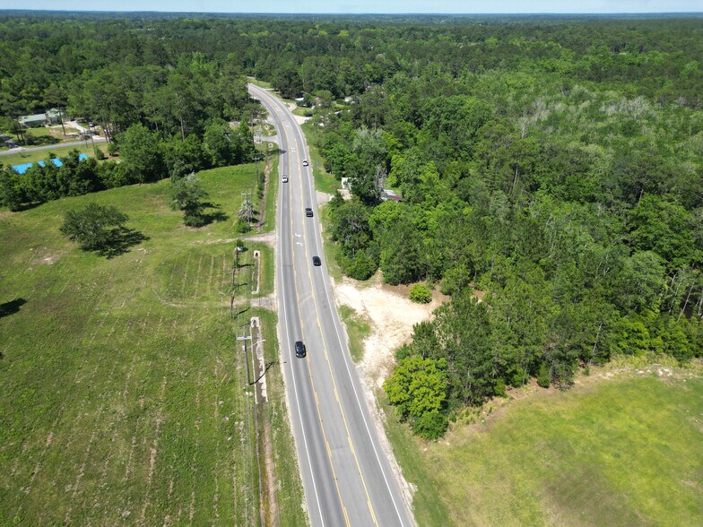 More Photos Of 1719C S Waukesha St, Bonifay Specialty For Sale