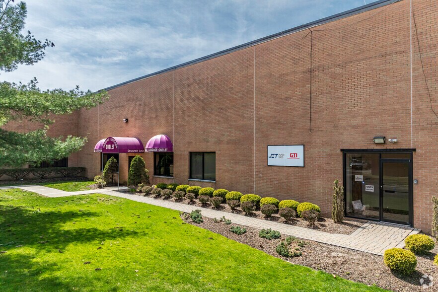 More Photos Of 22 Riverview Dr, Wayne Warehouse For Lease