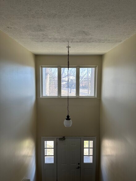 More Photos Of 7300-7310 Southside Dr, Louisville Apartments For Sale