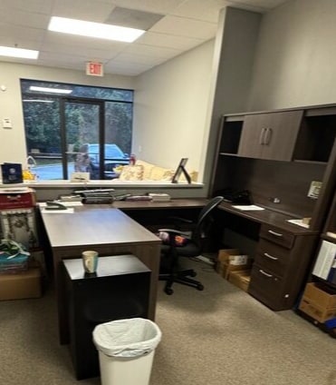 More Photos Of 640 Brooker Creek Blvd, Oldsmar Light Distribution For Sale