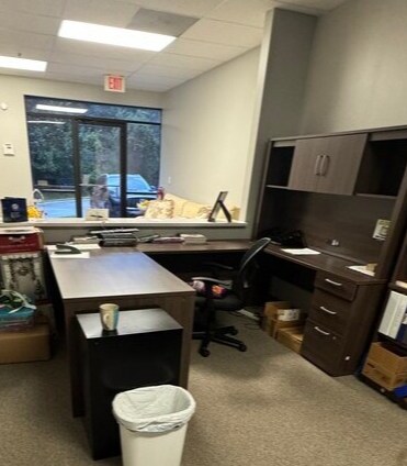 More Photos Of Unit 420, Oldsmar Light Distribution For Sale