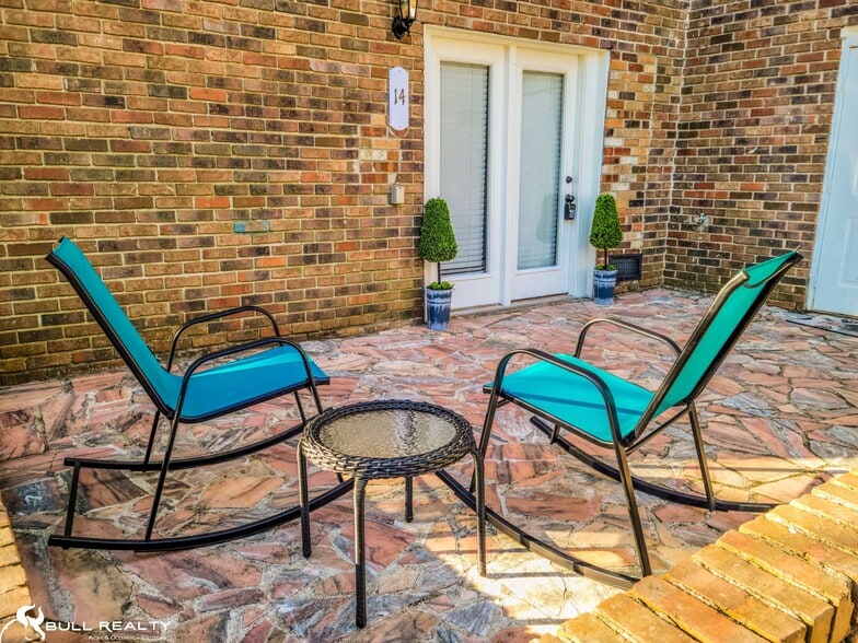 More Photos Of 641 Powder Springs St SE, Smyrna Apartments For Sale