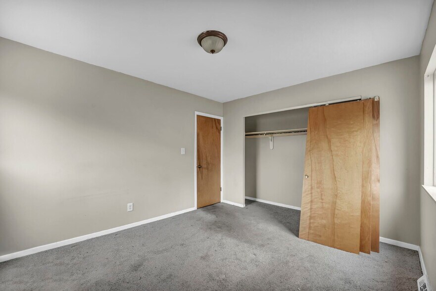 More Photos Of 818-850 S Green Rd, South Euclid Apartments For Sale