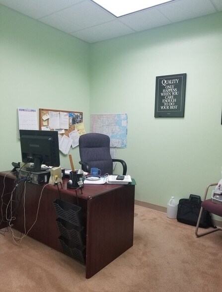 More Photos Of 501 Southampton Rd, Westfield General Retail For Sale