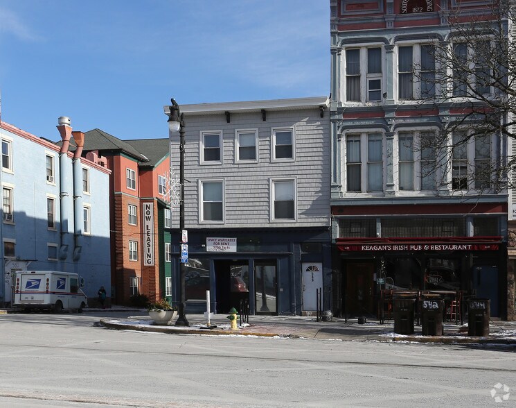 More Photos Of 546 Main St, Middletown Restaurant For Lease