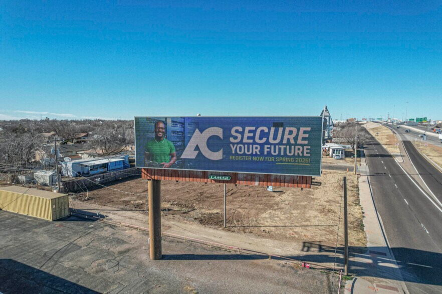 More Photos Of 1516 E Interstate 40, Amarillo Flex For Sale