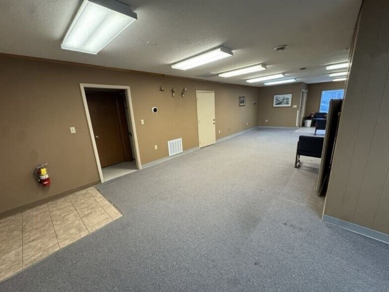 More Photos Of 116 W Broadway, Climax Office For Sale