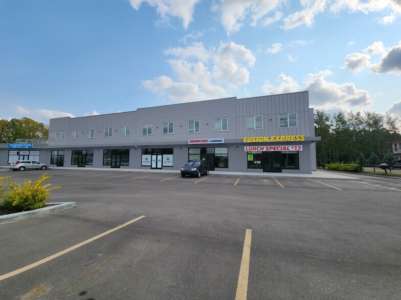 More Photos Of 5303 48 Ave, Redwater Storefront Retail Residential For Sale