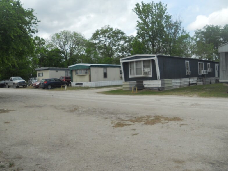 More Photos Of 113 N Clegg St, Trinity Manufactured Housing Mobile Home Park For Sale