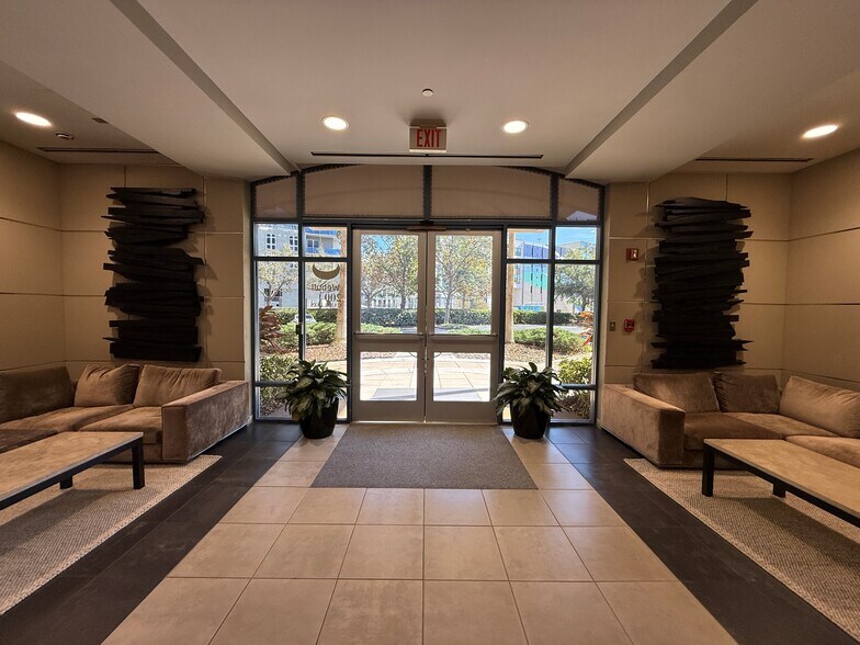 More Photos Of 200 Carillon Pkwy, Saint Petersburg Office For Lease