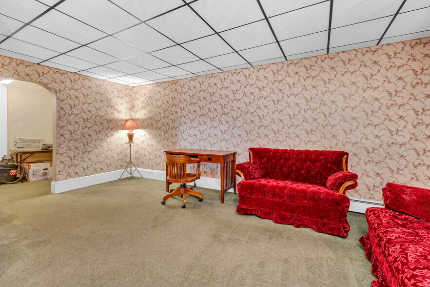 More Photos Of 6318 Lorain Ave, Cleveland Loft Creative Space For Sale