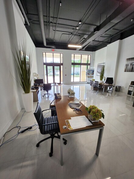 More Photos Of 301 Altara Ave, Coral Gables Apartments For Sale