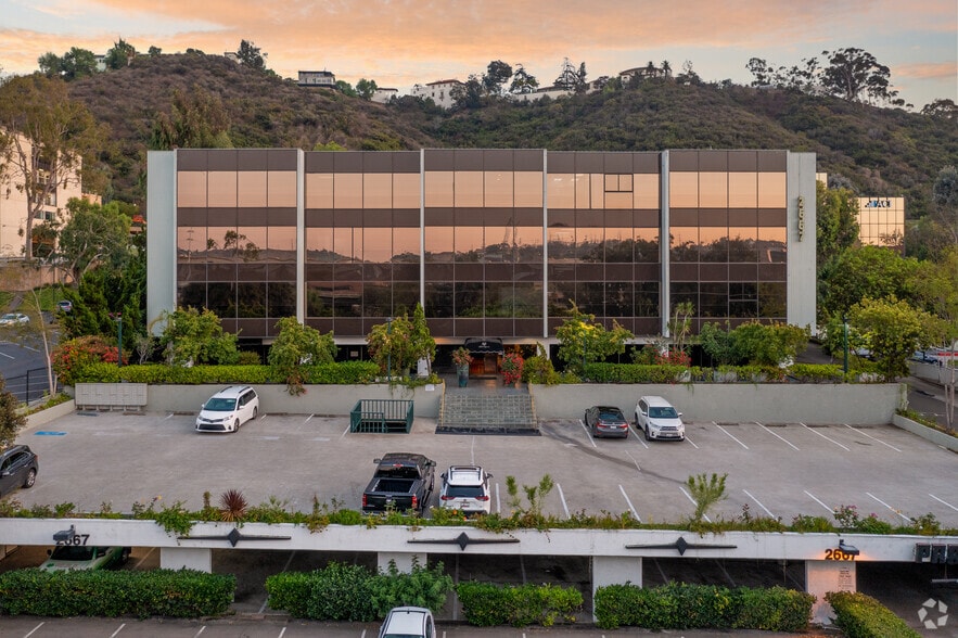 More Photos Of 2667 Camino del Rio S, San Diego Office For Lease